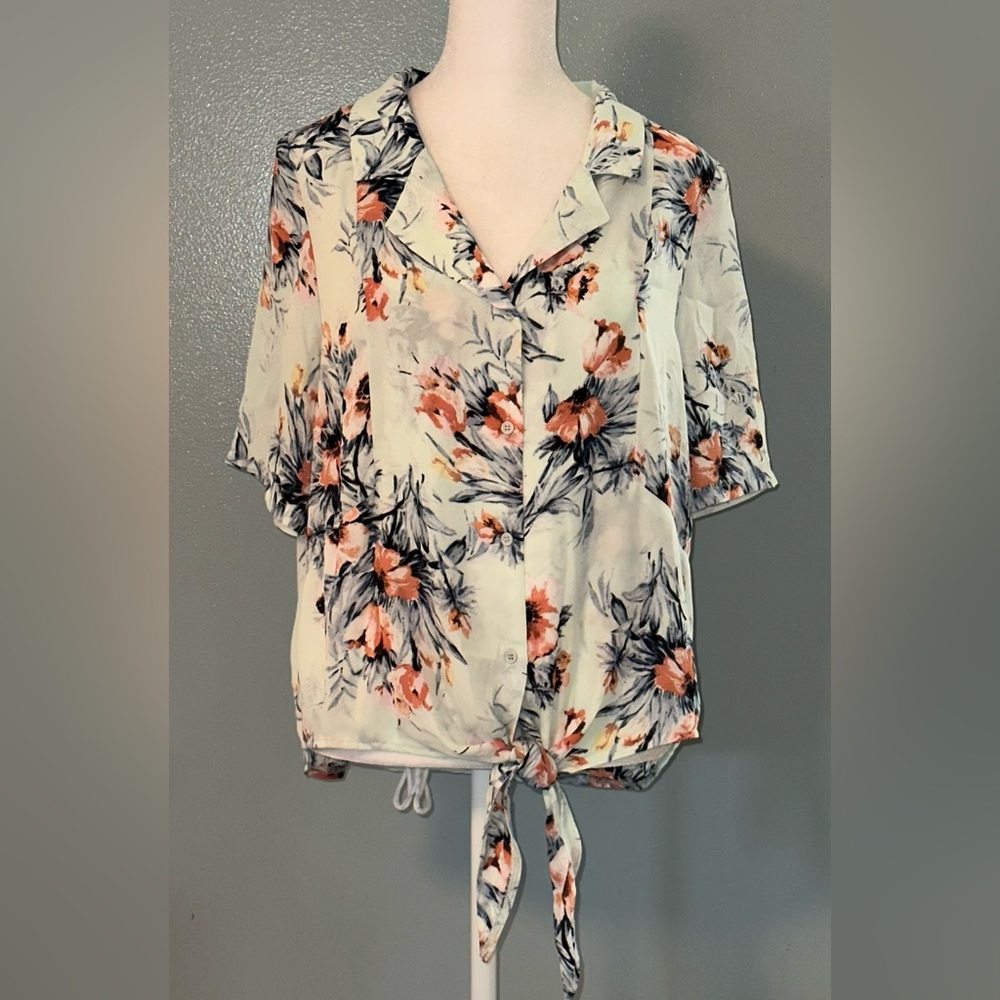 Lara Fashion NWT M Top